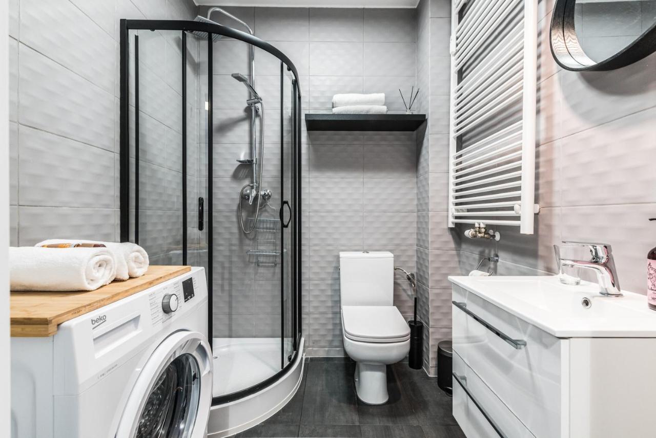 Apartament W Sercu Miasta Poznan Garbary 31 Exterior foto